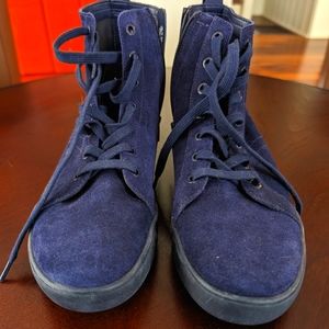 New Naturalizer suede sneakers - 9.5 - navy